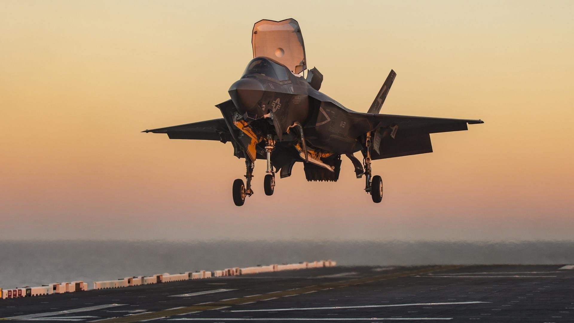 体育教学中增强现实与虚拟现实融合应用,结合教学实践谈谈示范在体育教学中的运用