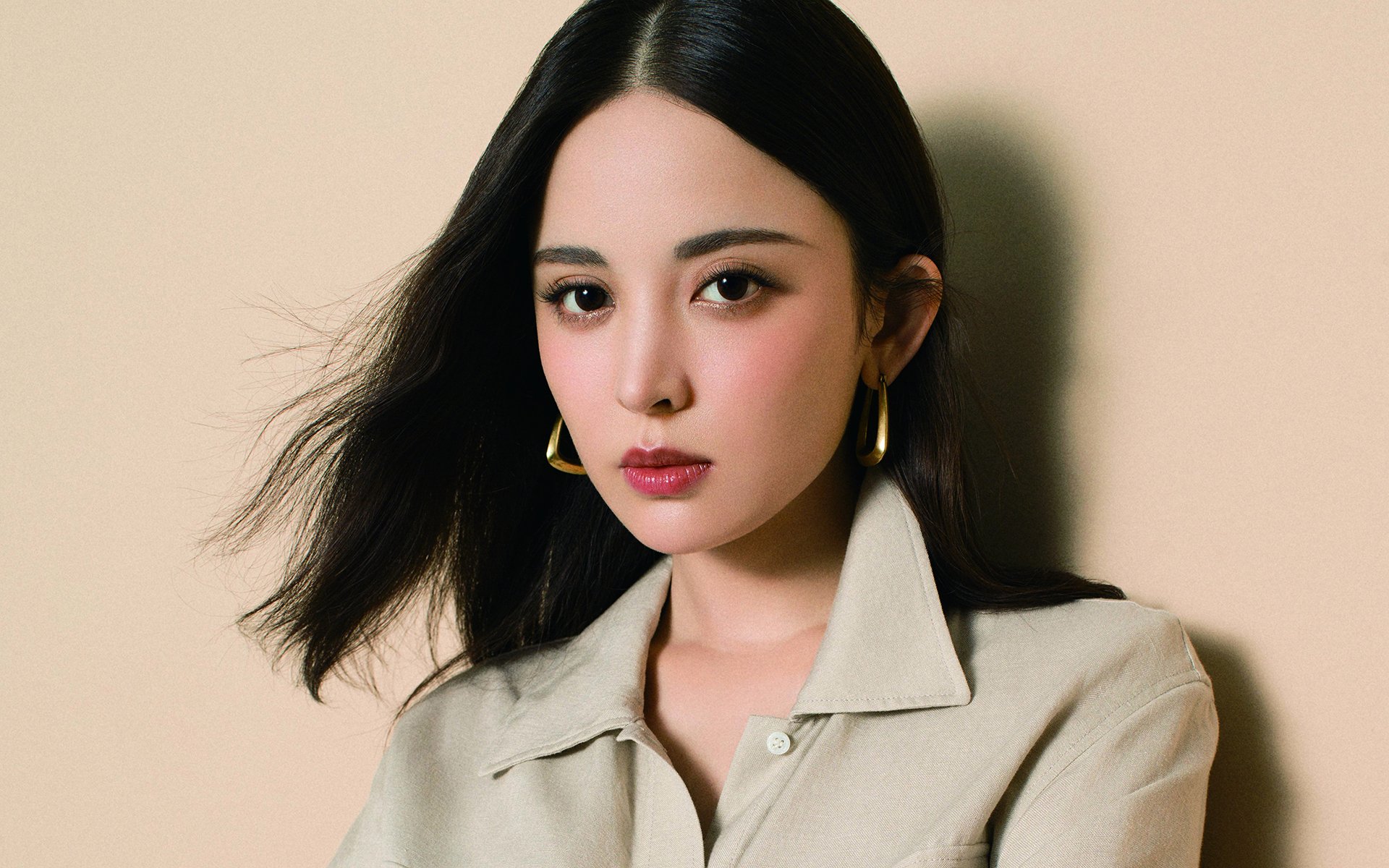 开云体育APP下载-特色足球主题的文化创意产品不断涌现，市场潜力巨大，足球文化作品设计