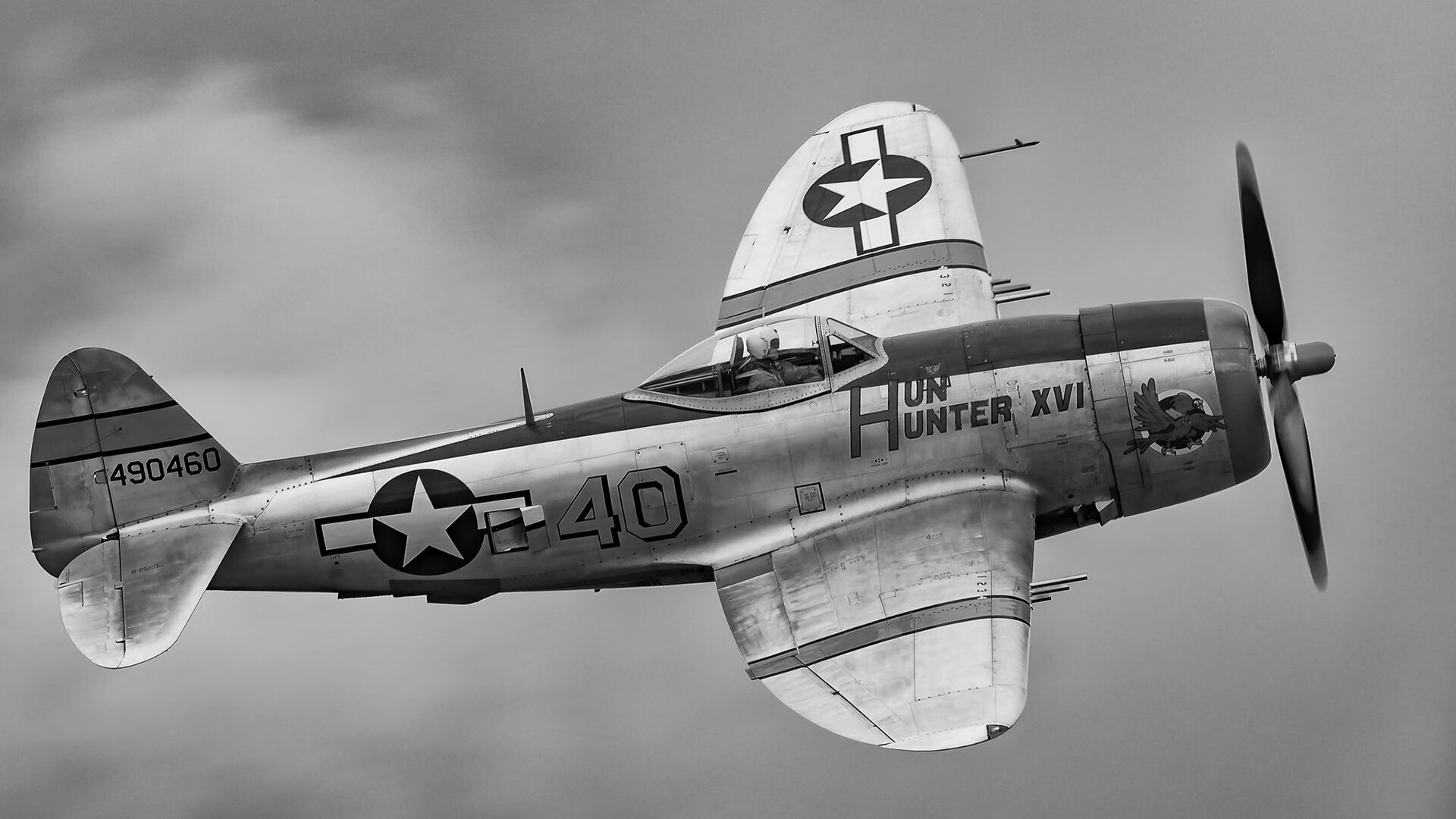 王楚钦霸气扣杀引全场欢呼,王楚钦水平