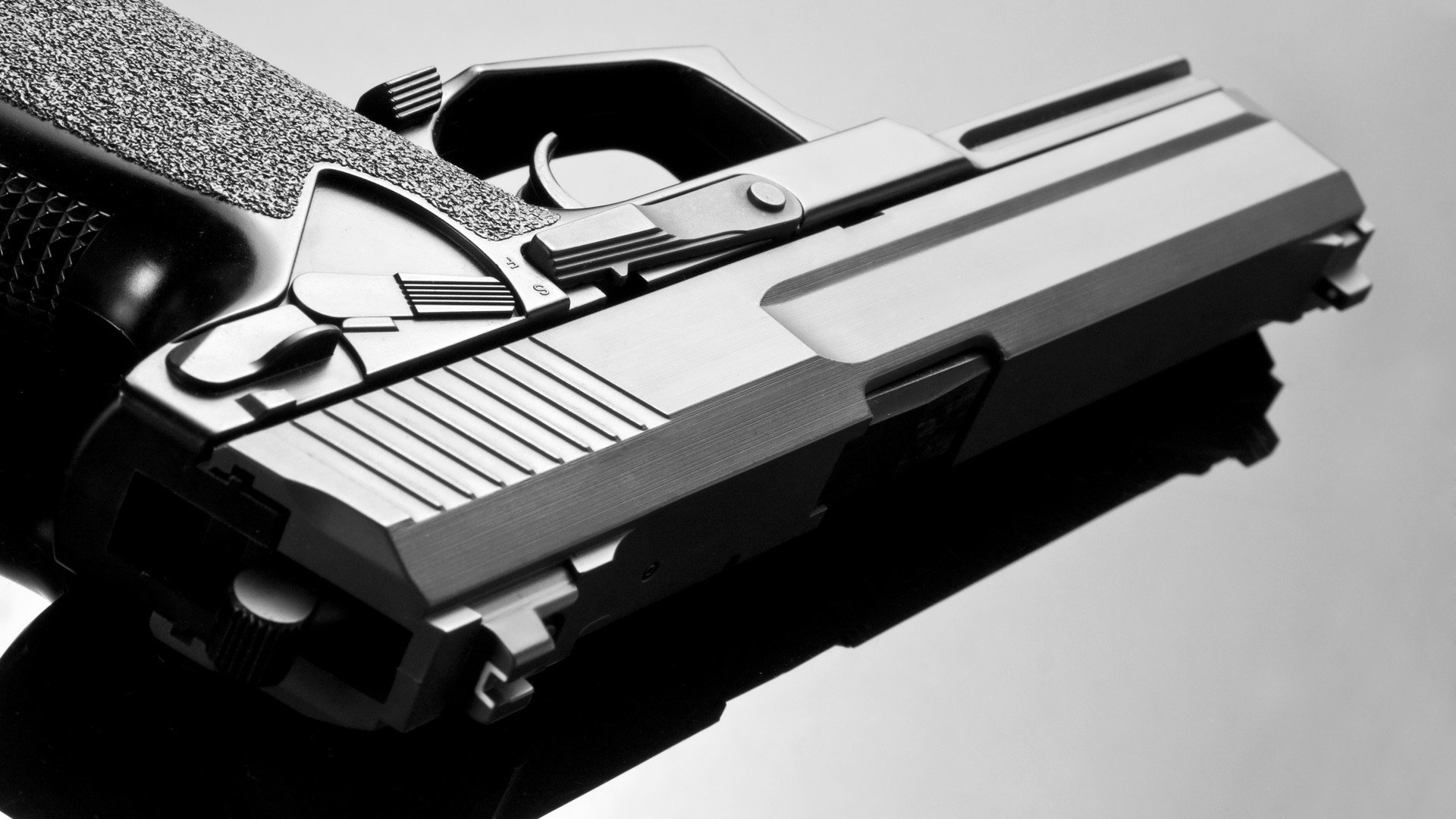 开云网站-青少年足球装备个性化定制逐渐普及，满足多样需求，青少年足球训练器材有哪些