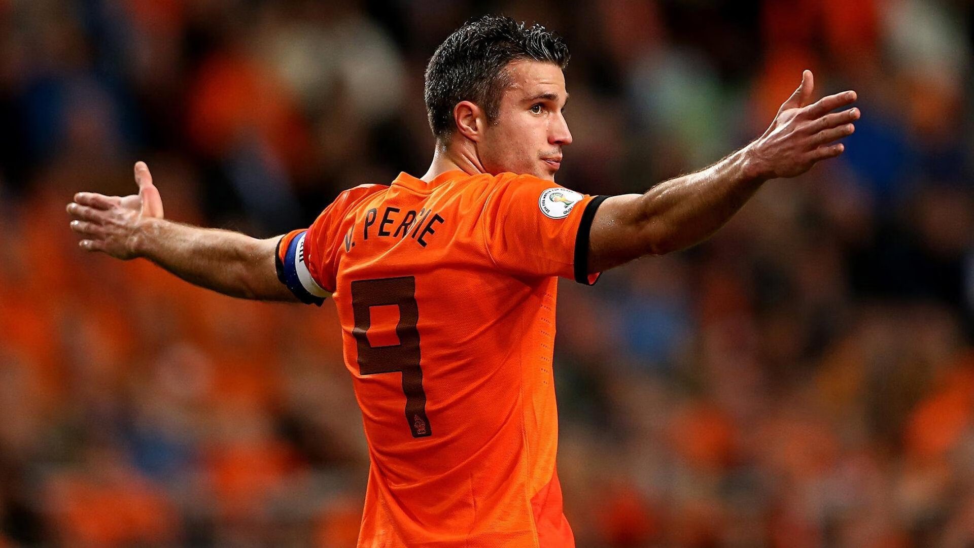 球场上的“战术大师”：揭示球队胜利密码，球员战术意识